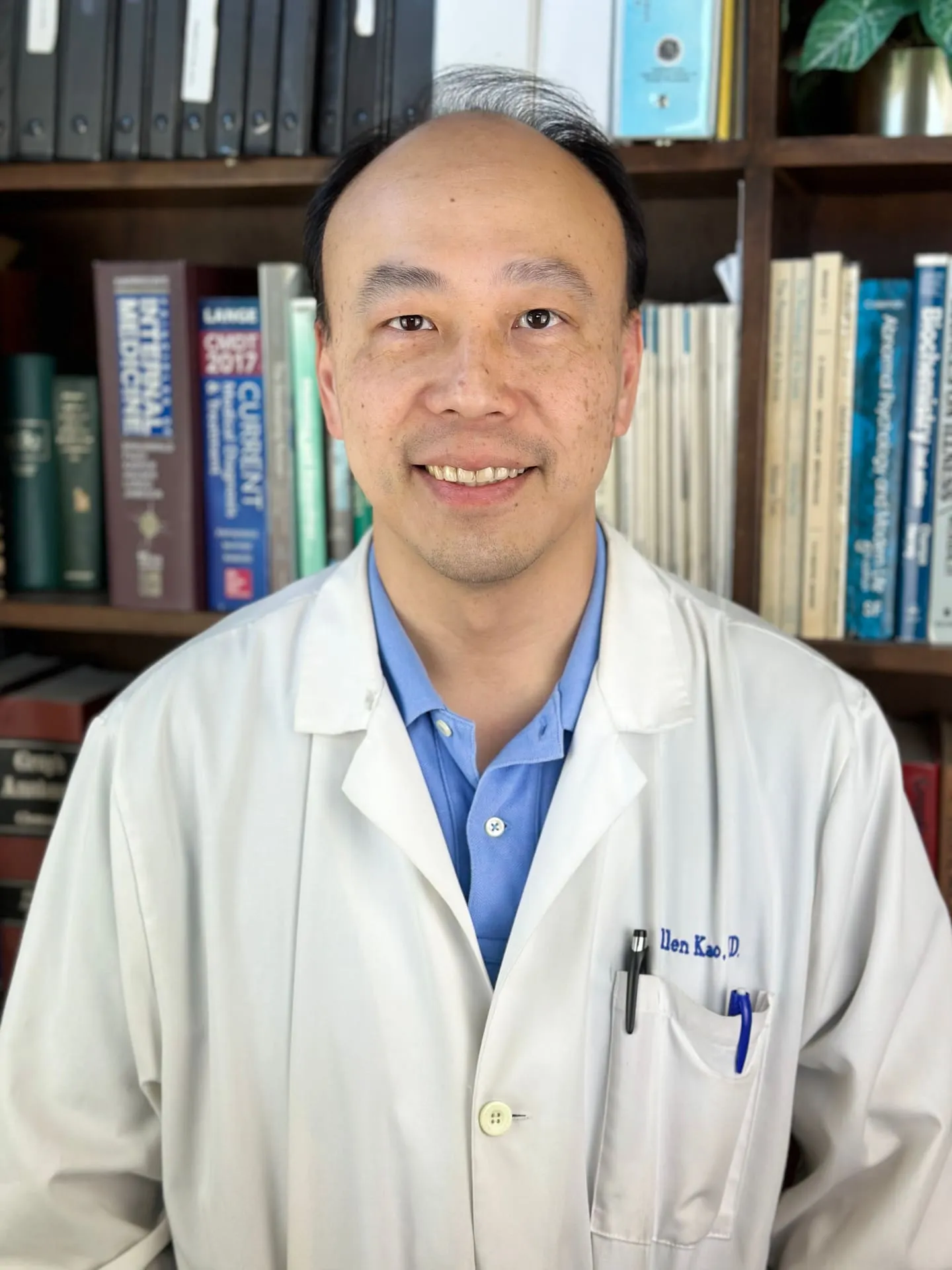 Dr. Allen Kao, M.D., physician at Crest Hill Clinic near Joliet, IL