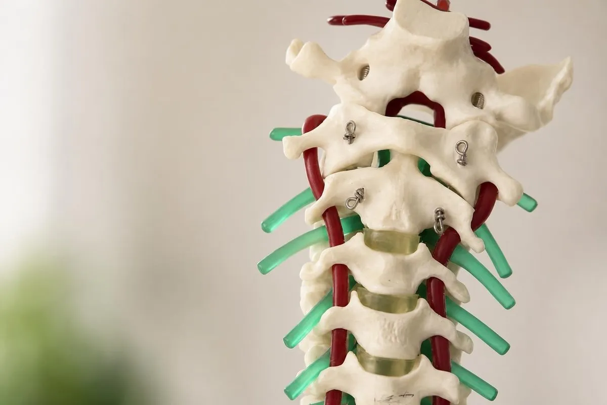 Cervical spine treatment for headaches and migraines at Crest Hill Clinic near Joliet, IL