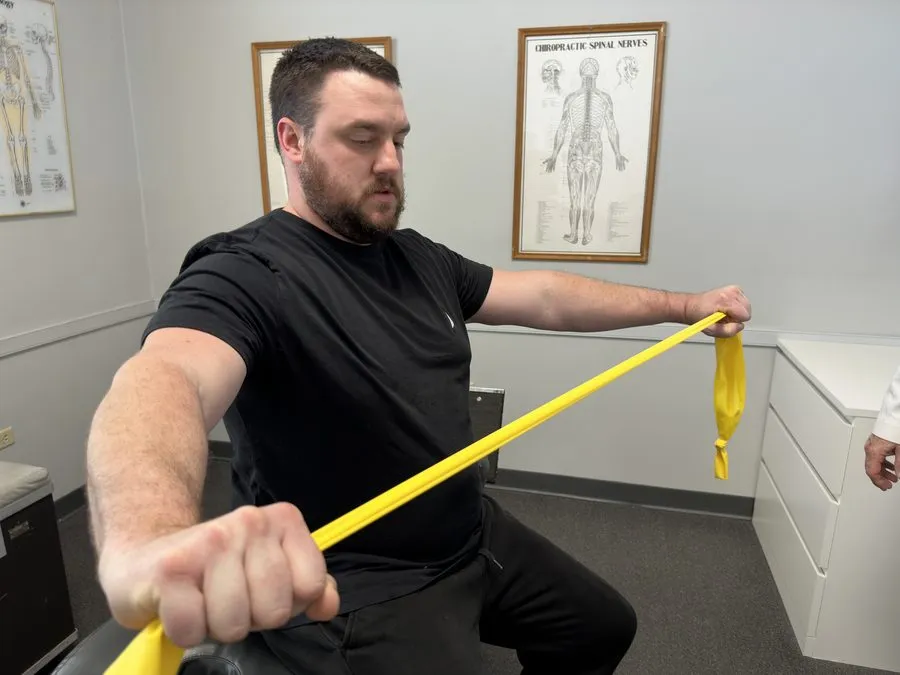Physical therapy rehabilitation session at Crest Hill Clinic near Joliet, IL